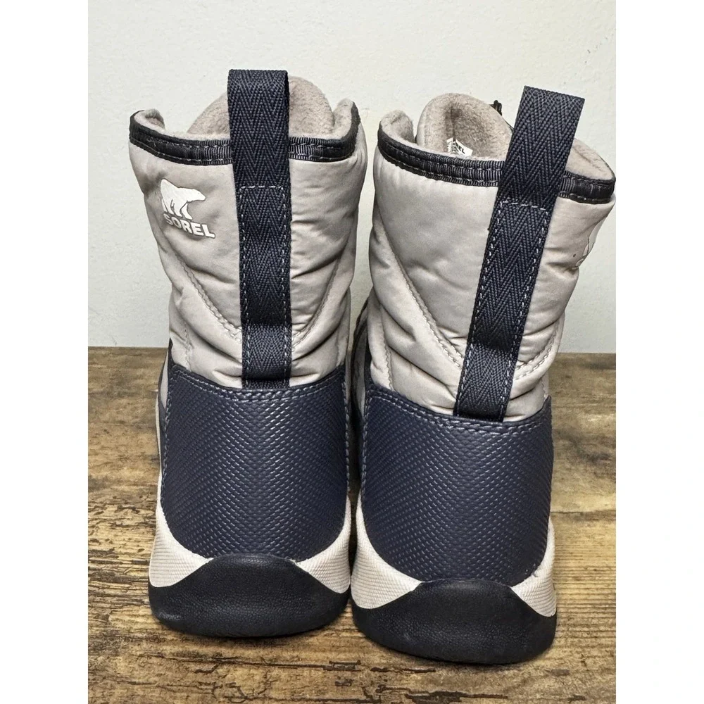 Sorel Whitney II Short Waterproof Insulated Boot Gray Youth Size 5